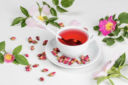 孕妇能喝玫瑰花茶吗？关于玫瑰花茶的这些知识你有了解过吗？
